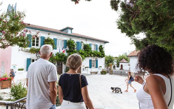Visite commentée : Sous le soleil qui chante... Visite commentée : Sous le soleil qui chante...